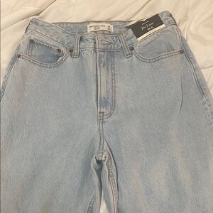 Abercrombie & Fitch Light Wash Jeans